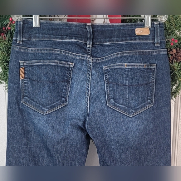 PAIGE Hidden Hills Low Rise Flare Leg Jeans Womens 30 Med-Dark Wash Light Distre - Picture 4 of 14